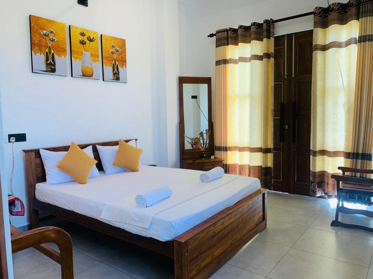 Kavin Beach Hotel Hikkaduwa Eksteriør billede